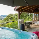Hotell Swim Piscine Privee Ou Jacuzzi Prive 3*