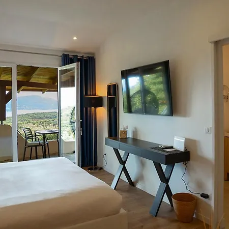 Swim Piscine Privee Ou Jacuzzi Prive 포르토베쉬오