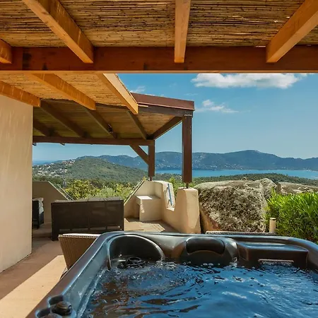 호텔 Swim Piscine Privee Ou Jacuzzi Prive 3*