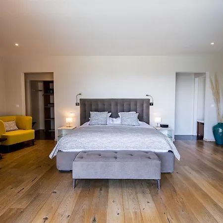 Готель Swim Piscine Privee Ou Jacuzzi Prive Порто-Веккіо