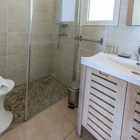 Swim Piscine Privee Ou Jacuzzi Prive 호텔 3*