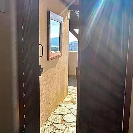 Ξενοδοχείο Swim Piscine Privee Ou Jacuzzi Prive 3*